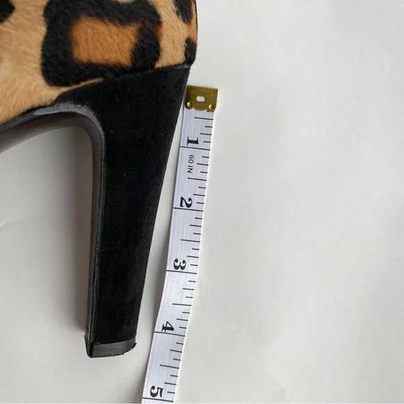 ⭐️2 x HOST PICK⭐️ Stuart Weitzman Leopard and Black Suede Platform Heels - Picture 10 of 10